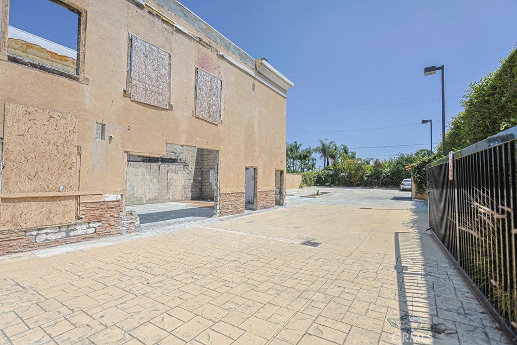 9358 Valley Blvd, Rosemead, CA 91770