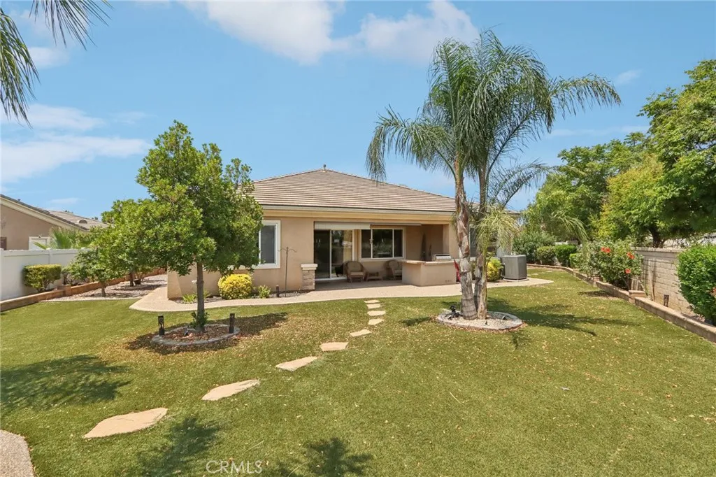 Hemet, California 92545, United States, 2 Bedrooms Bedrooms, ,3 BathroomsBathrooms,Residential,Active,174001