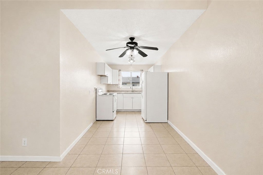 4164 Cherokee Avenue W E