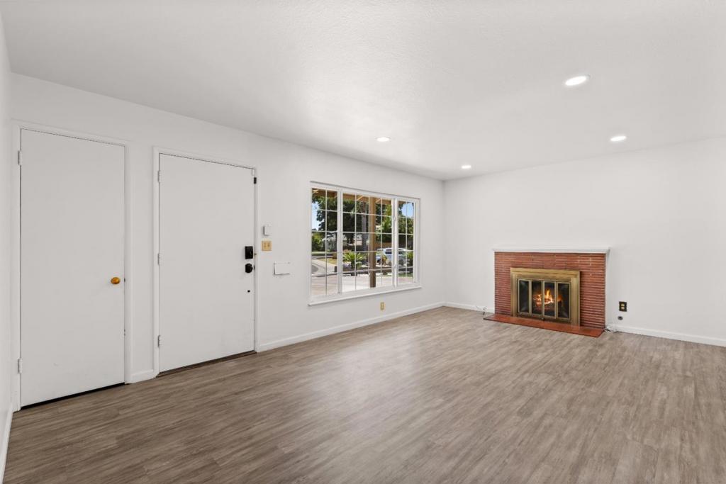 190 W Mckenzie Avenue