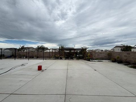 Tiny photo for 1045 Osprey Drive, Lathrop, CA 95330 (MLS # ML82037598)