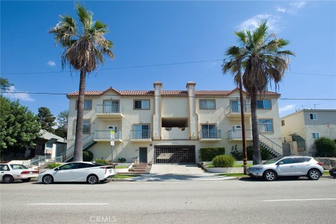 Photo of 2345 Montrose Avenue #5, Montrose, CA 91020 (MLS # GD26183037)