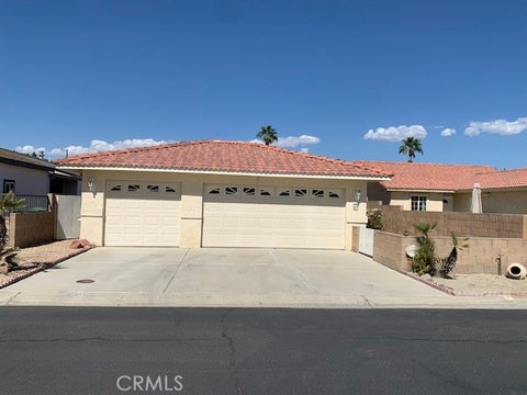 Photo of 81641 Avenue 48 #60, Indio, CA 92201 (MLS # OC26216086)