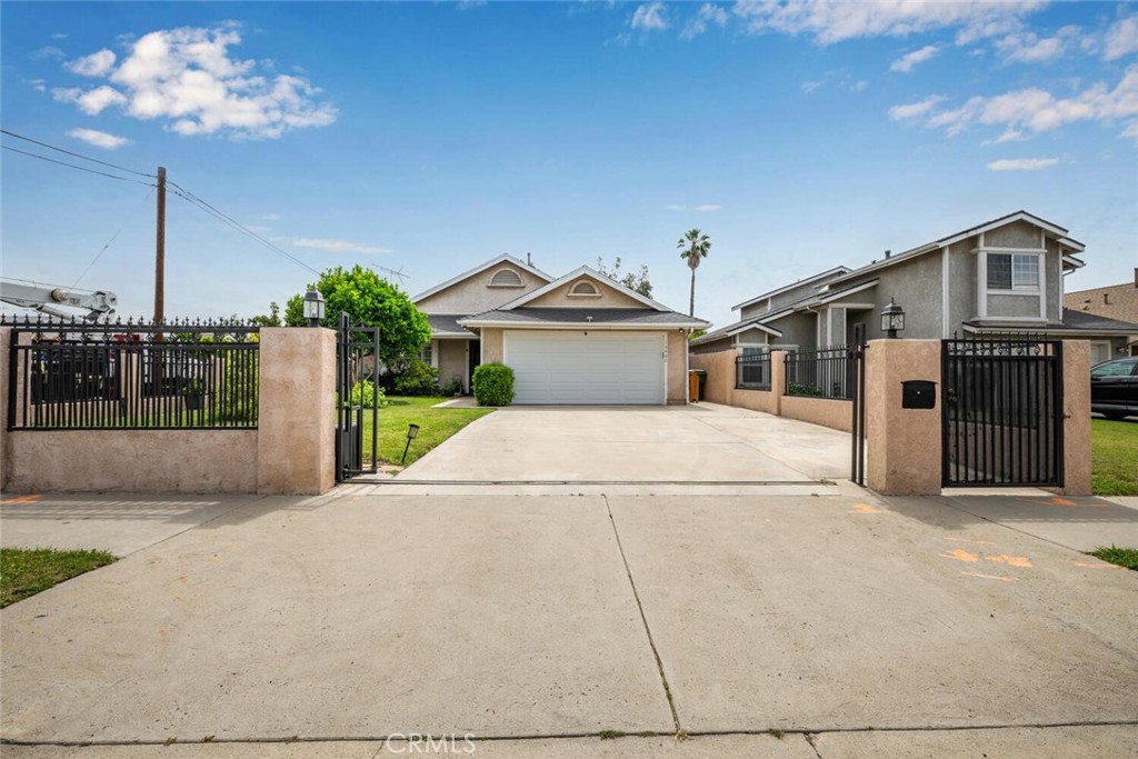 13402 Wentworth Street