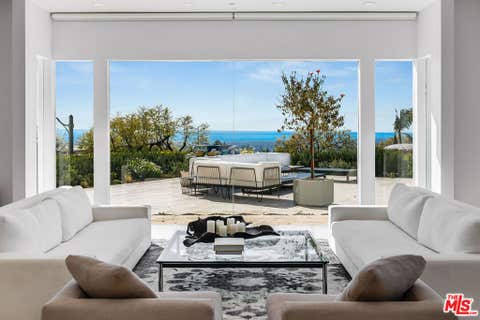 Photo of 580 Chalette Drive, Beverly Hills, CA 90210 (MLS # 26871539)