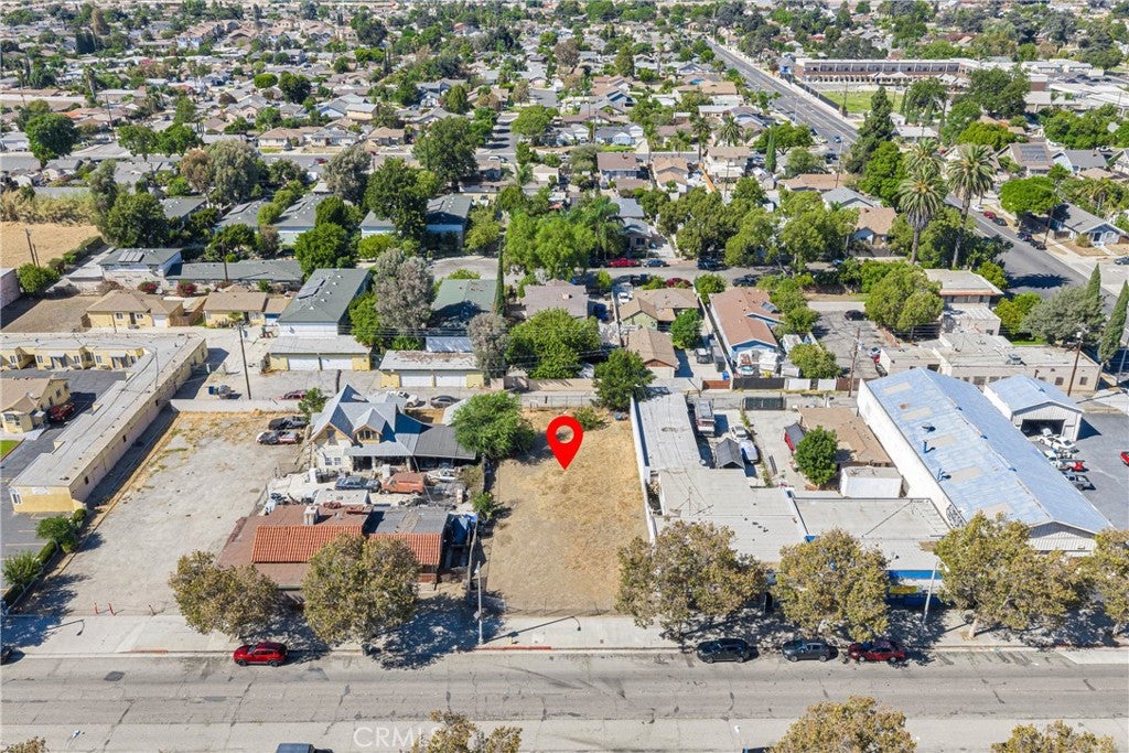 845 W Holt