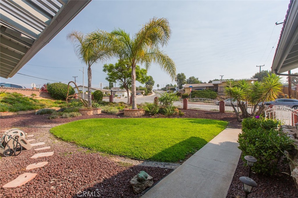 1917 Merle Drive