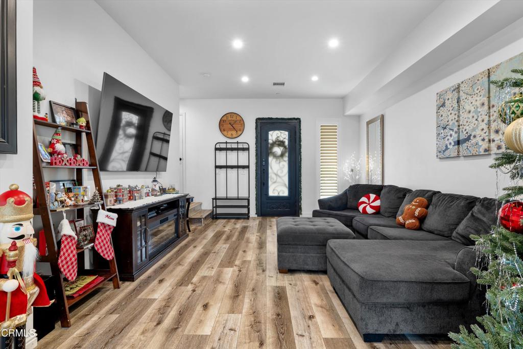 5430 Auckland Avenue