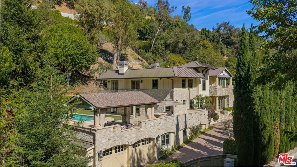 850 Stone Canyon Road