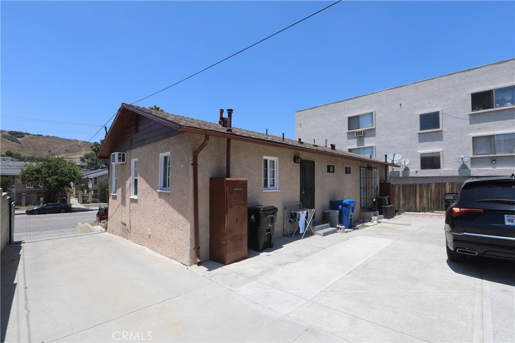 Properties 2 2432 N Eastern Avenue