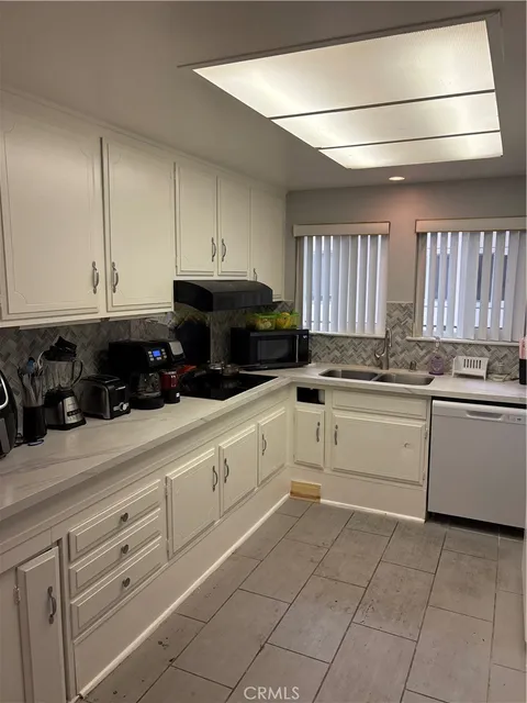 MLS: OC26094847