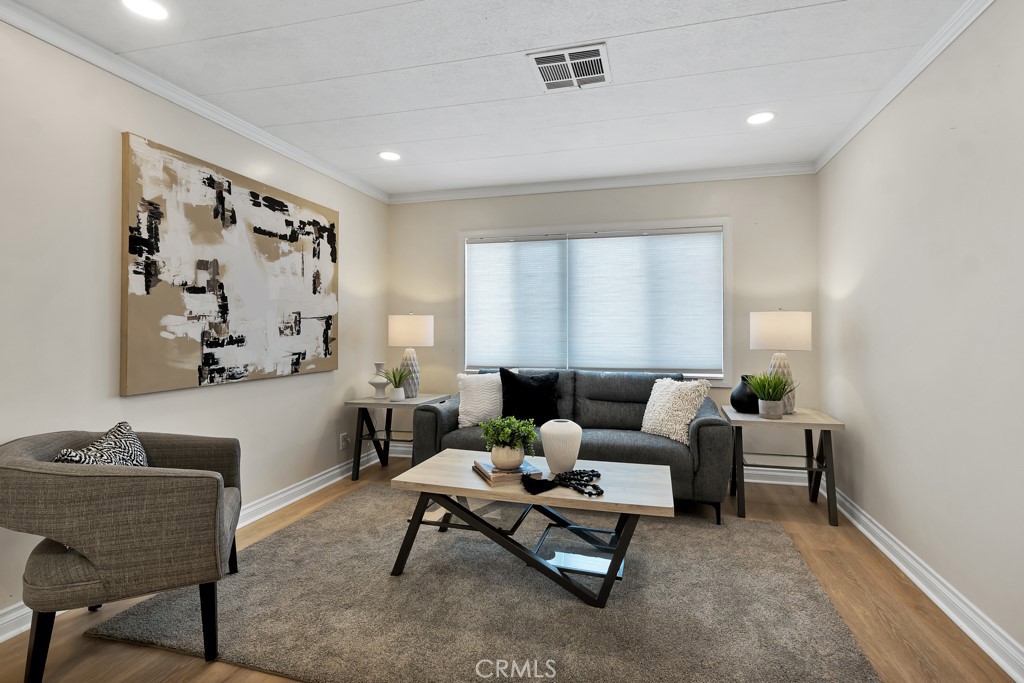 Properties 2 21001 Plummer 82