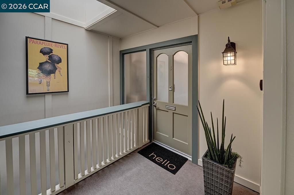 Photo of 1208 Rockledge Ln Ln #3, Walnut Creek, CA 94595 (MLS # 41131271)