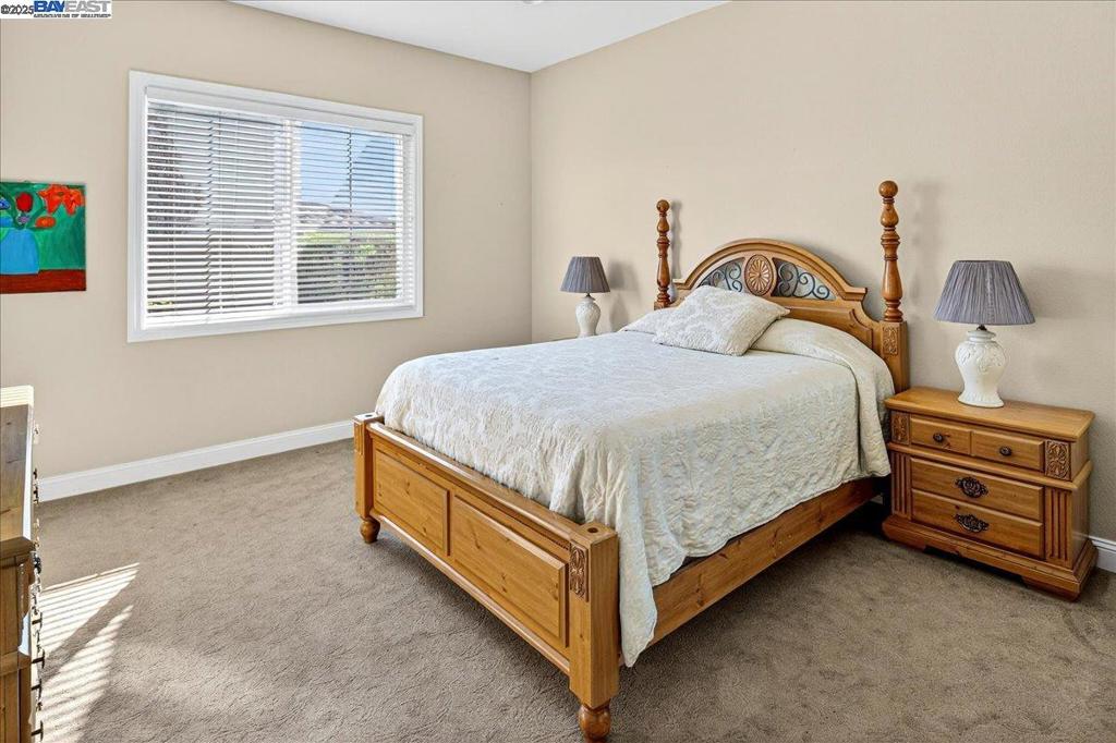 PINNACLE RIDGE - Residential