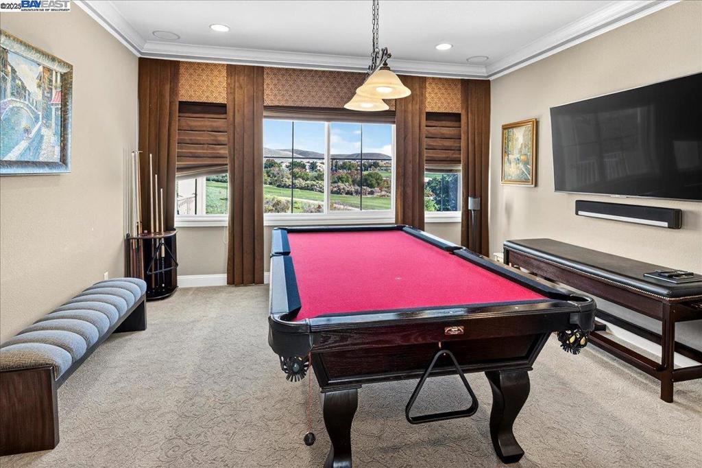 PINNACLE RIDGE - Residential