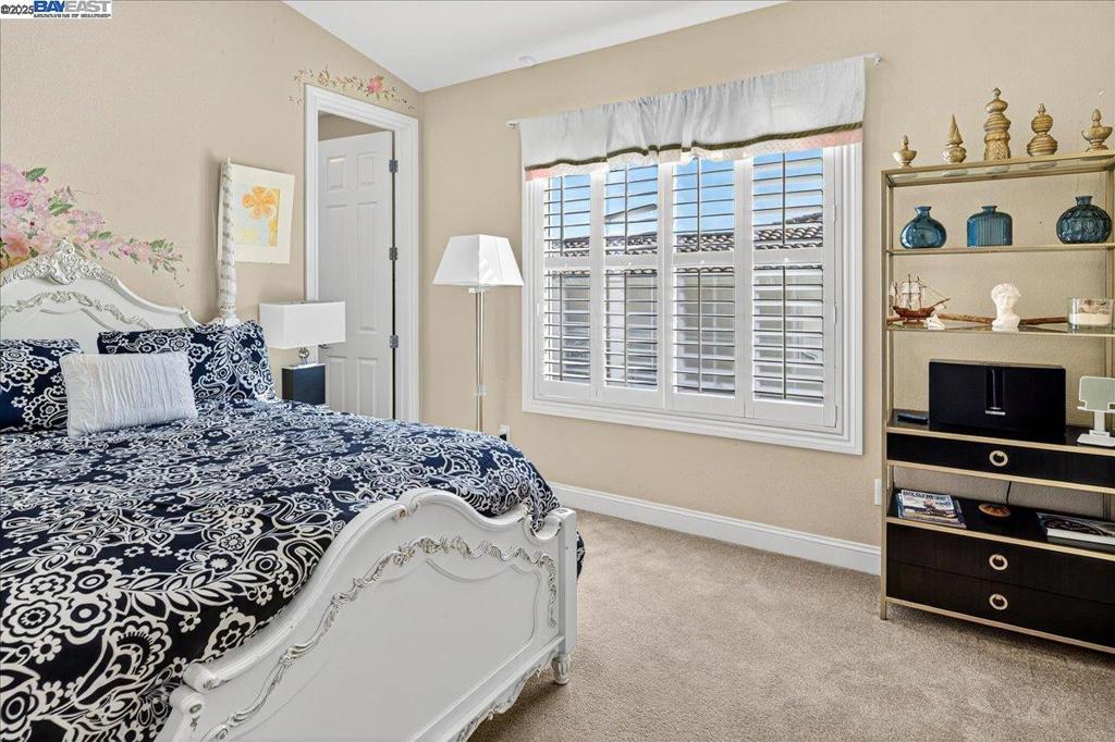 PINNACLE RIDGE - Residential