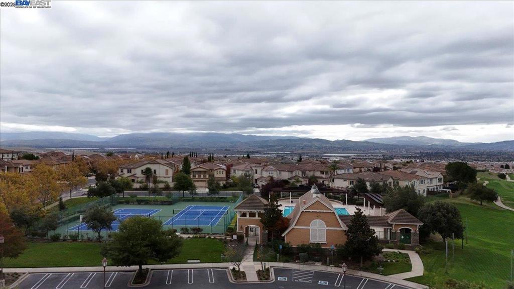 PINNACLE RIDGE - Residential