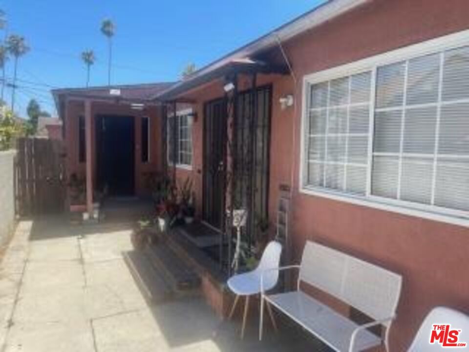 Great investment opportunity on this 4 plex in an up and coming area! Current loan may be assumable by VA. This 4 unit income property is located in one of the most desirable areas in West LA. Property is centrally located to many popular destinations like Santa Monica, Venice Beach, Downtown Los Angeles, Hollywood, and Beverly Hills. Benefit from long term tenants with great payment history. Two of the one-bedroom units and the two-bedroom unit have been renovated. The 2 bedroom includes a garage with a laundry room. There are two additional garages that cannot be used for parking but can be converted into studios or rentable storage.