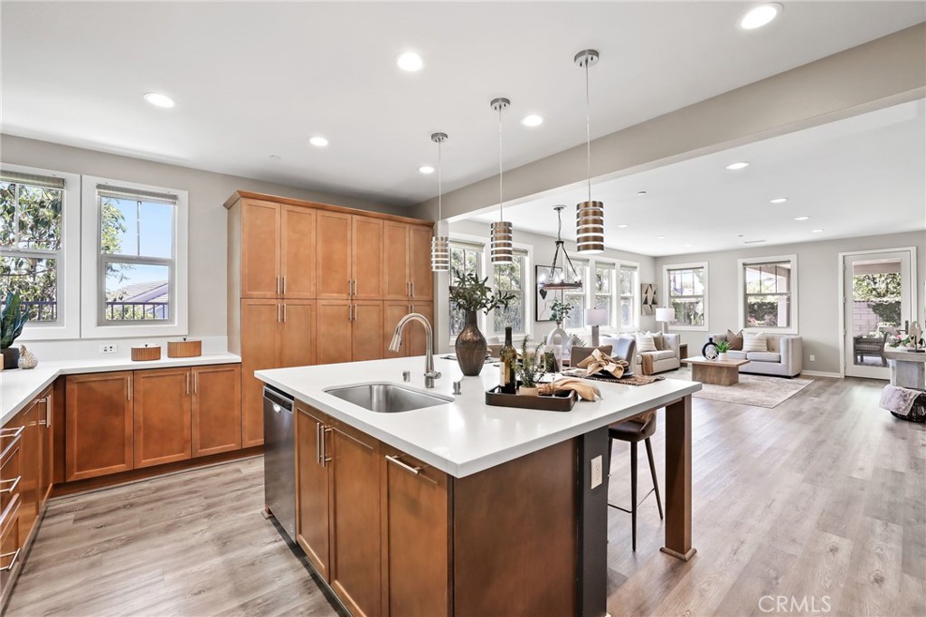 7 Alienta Lane