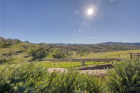 Tiny photo for 2210 Holly Drive Dr, Paso Robles, CA 93446 (MLS # SC25271634)