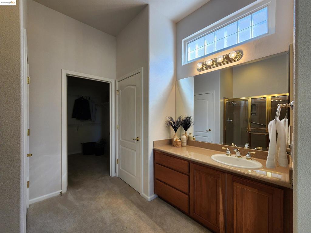SUMMERSET 4 - Residential