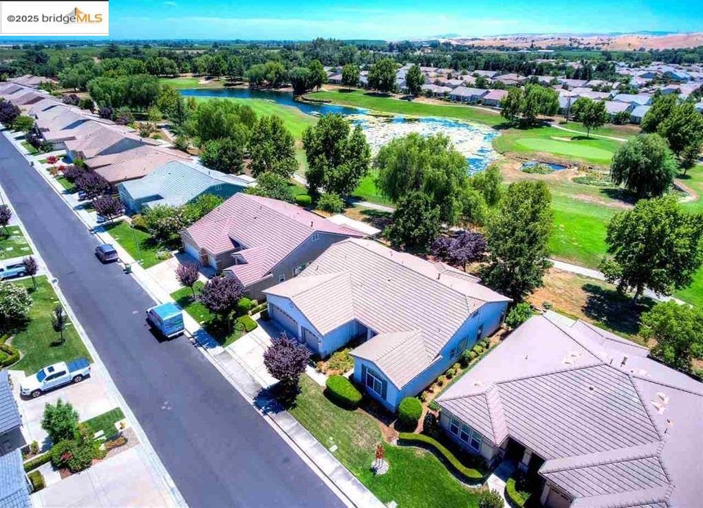 SUMMERSET 4 - Residential