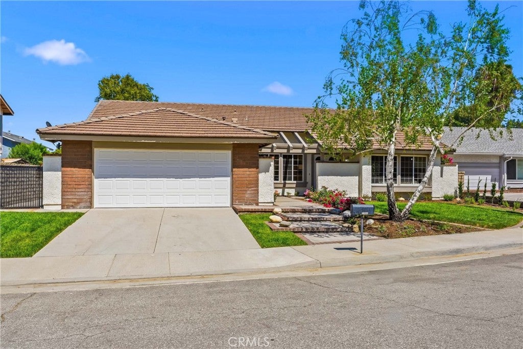 25660 Lochmoor Road