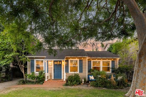 Photo of 15114 Hesby Street, Sherman Oaks, CA 91403 (MLS # 26840373)