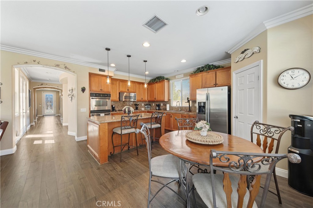 31768 Bottle Brush Street