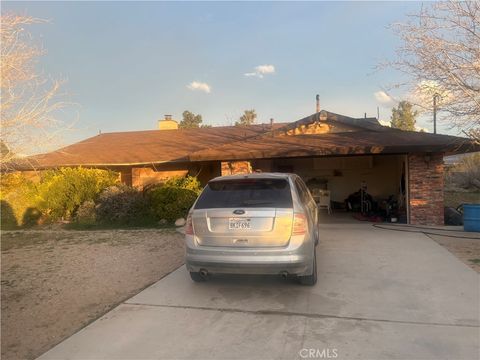 Photo of 10055 Baker Rd, Lucerne Valley, CA 92356 (MLS # PW26038011)