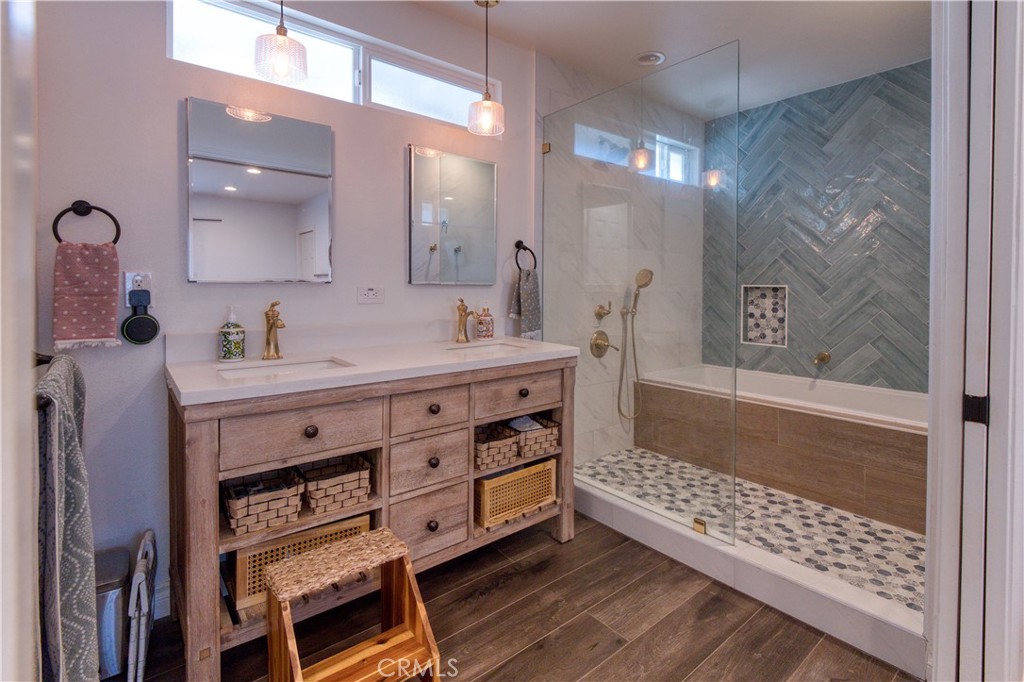Lakewood Park/Long Beach (LLB) - Residential