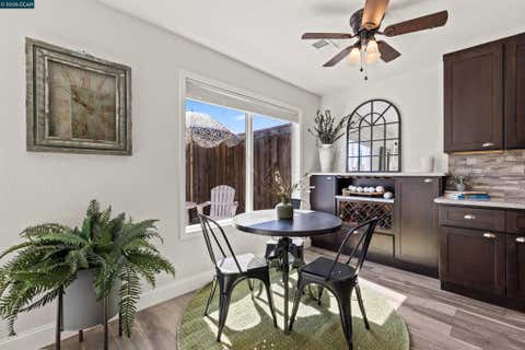 Tiny photo for 3129 Ash Street ST, Antioch, CA 94509 (MLS # 41142209)