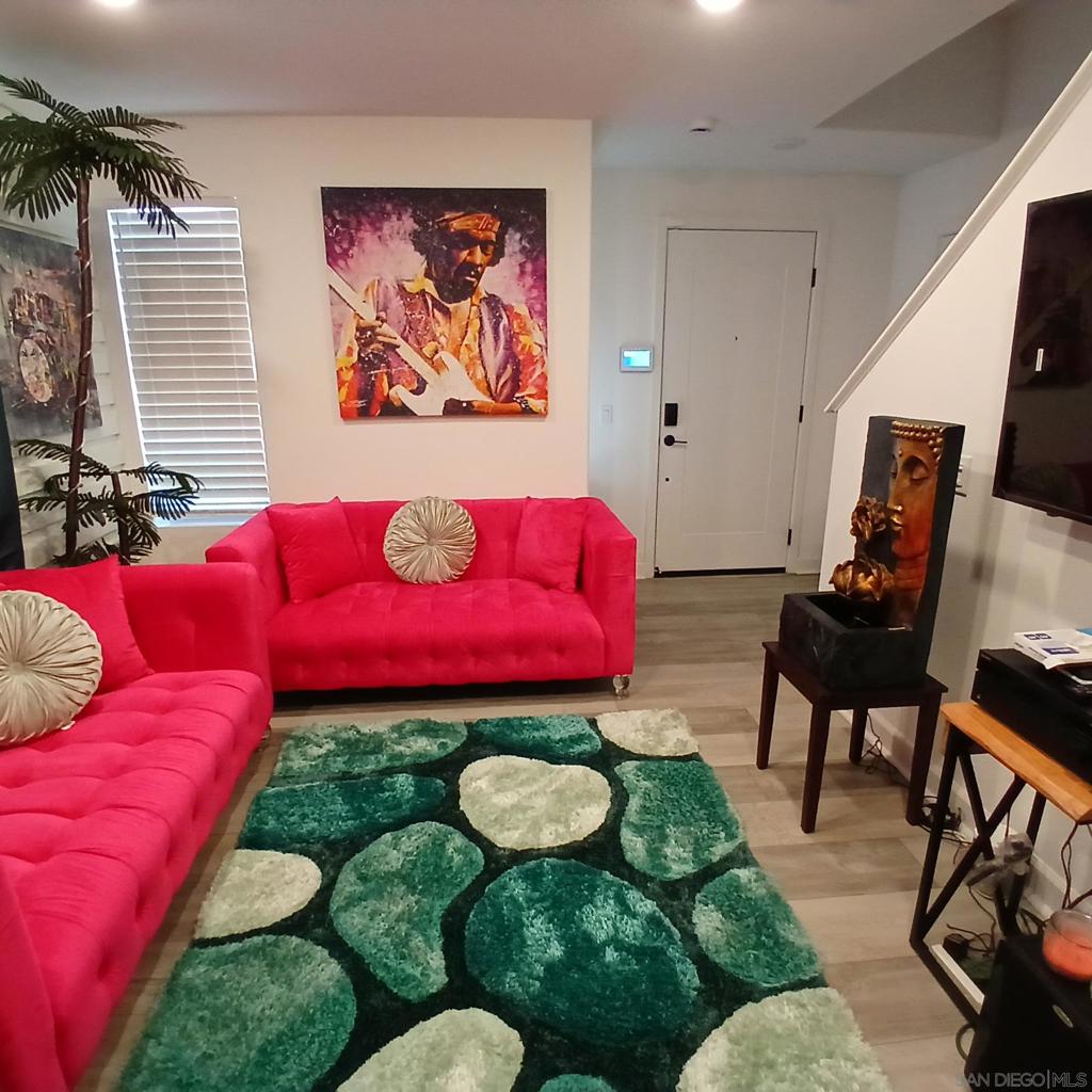 2430 Cascalote Loop