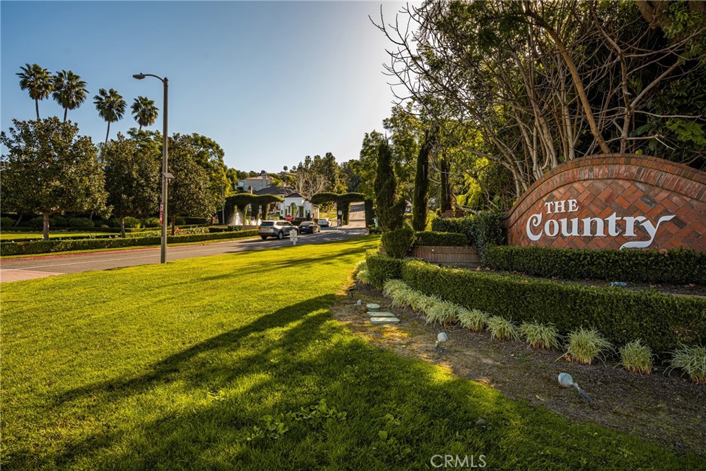 2820 Shadow Canyon Drive