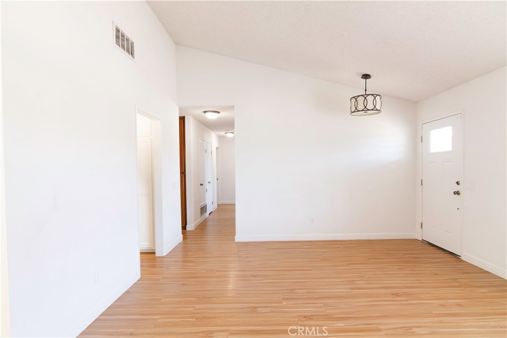 1714 Evelyn Place