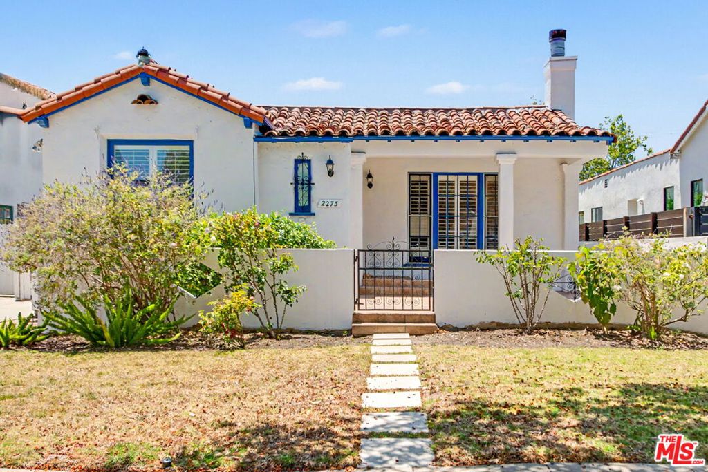 2273 Manning Avenue