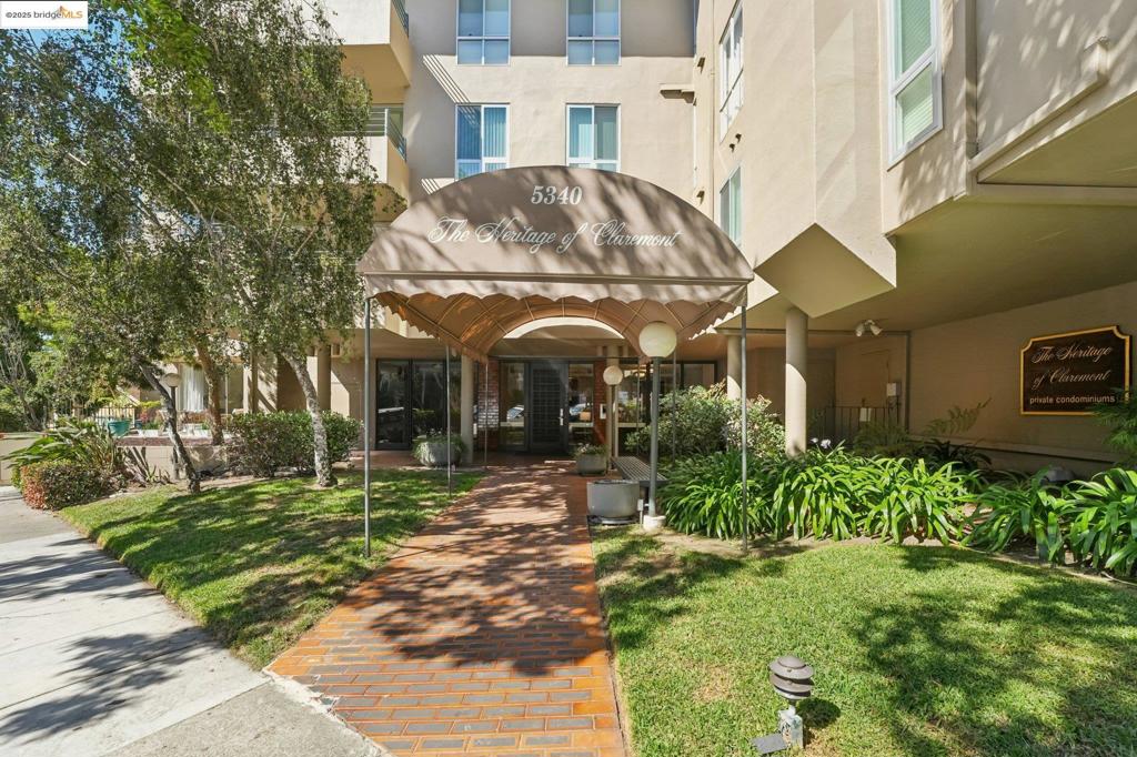 ROCKRIDGE - Residential