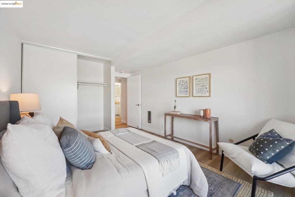 ROCKRIDGE - Residential