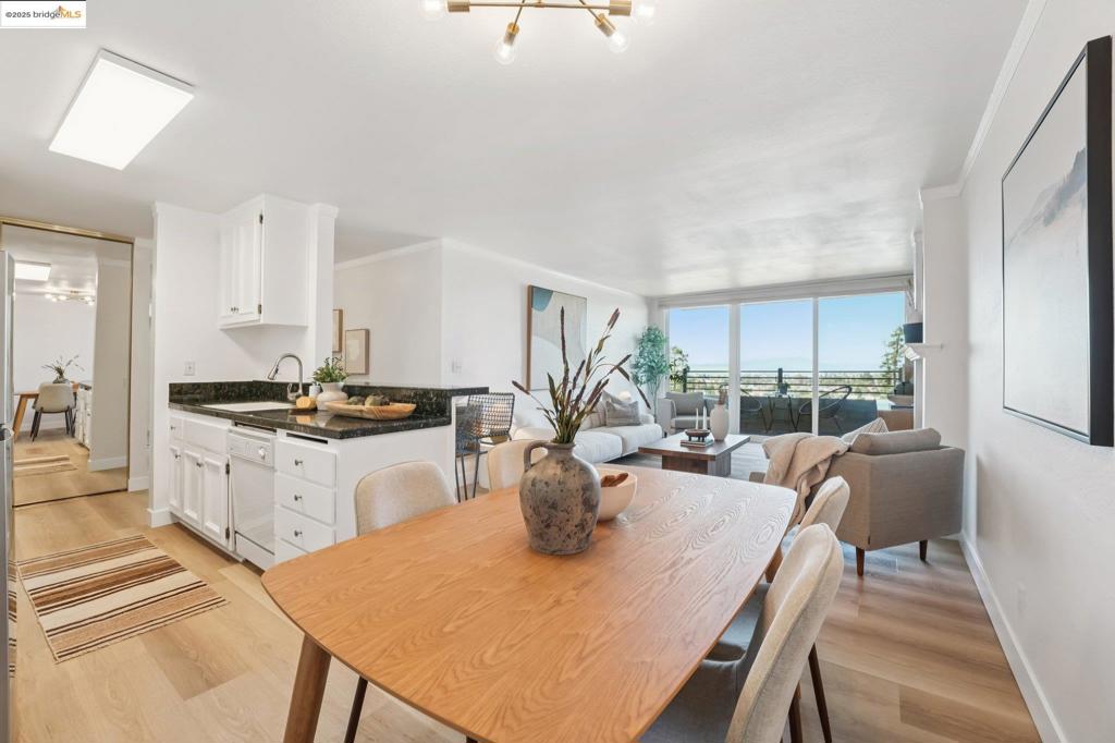 ROCKRIDGE - Residential
