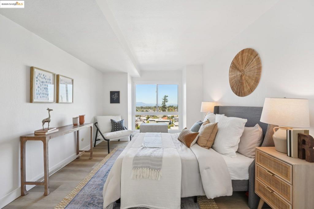 ROCKRIDGE - Residential