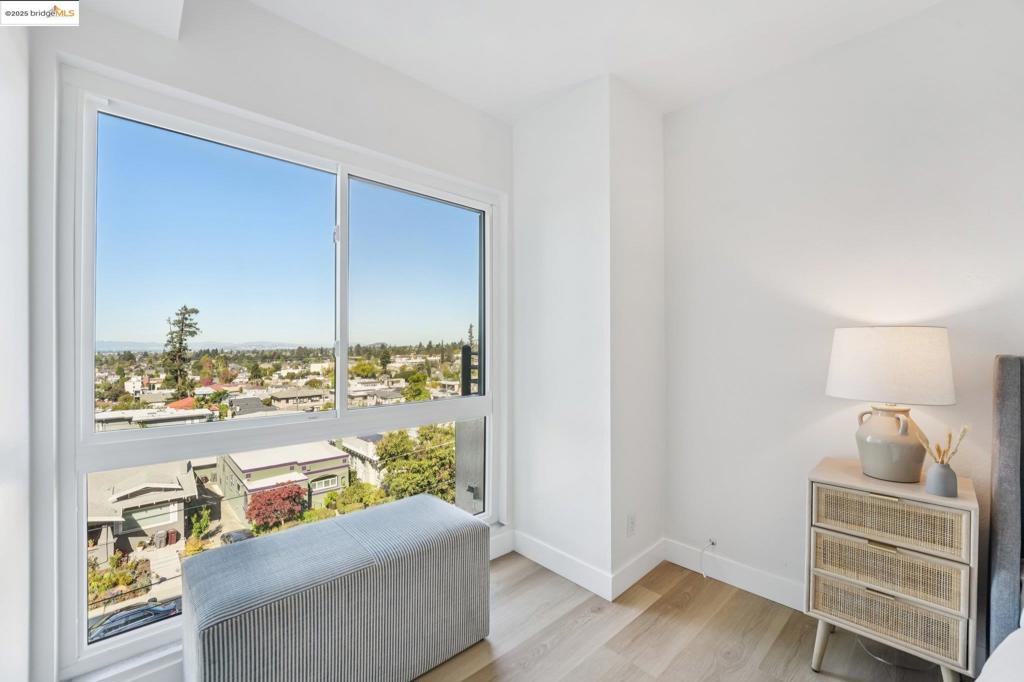 ROCKRIDGE - Residential