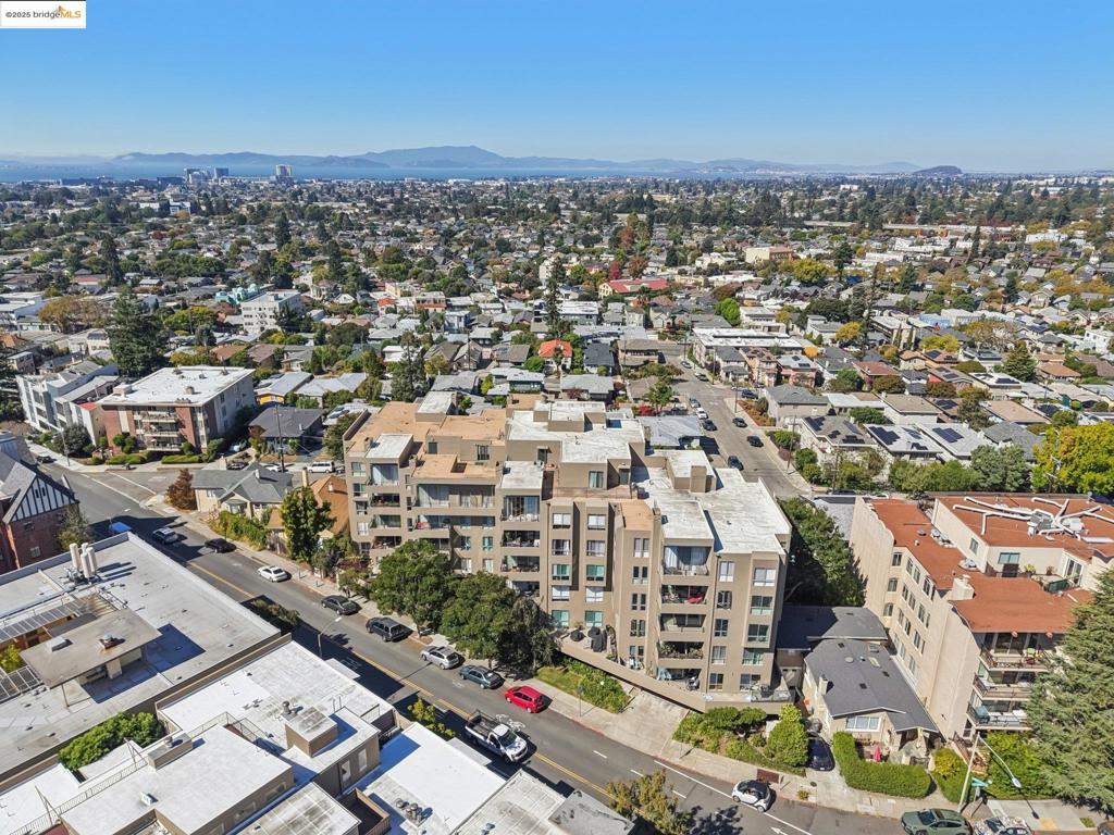 ROCKRIDGE - Residential