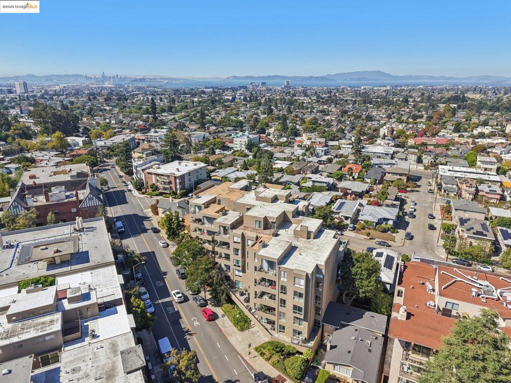 ROCKRIDGE - Residential