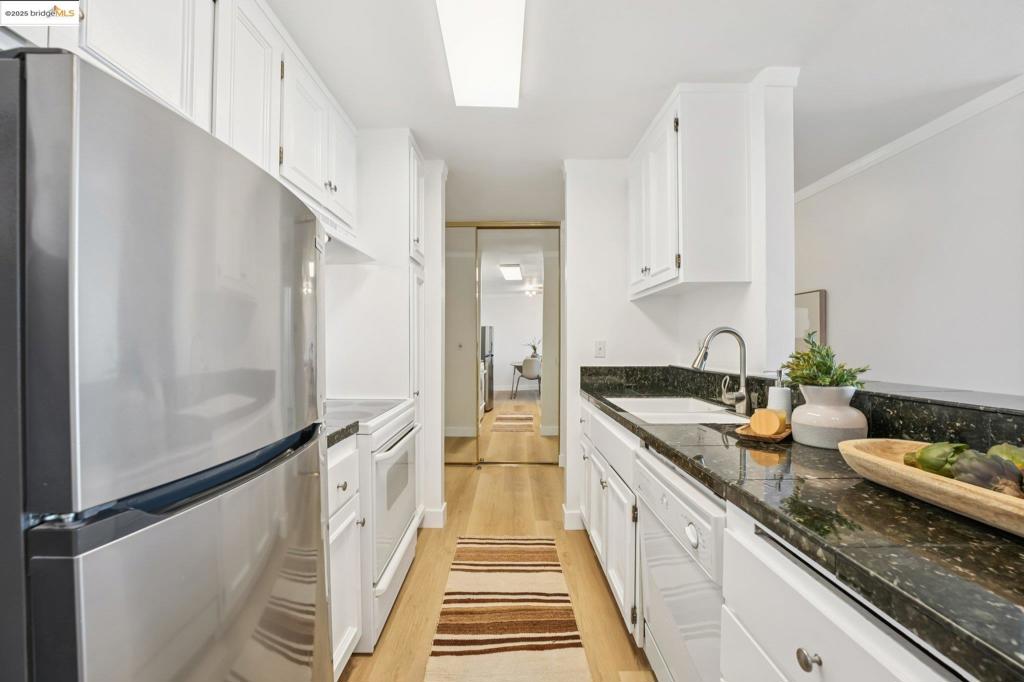 ROCKRIDGE - Residential
