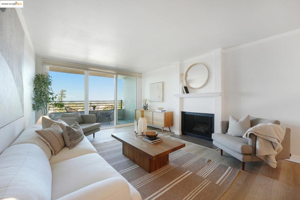 ROCKRIDGE - Residential