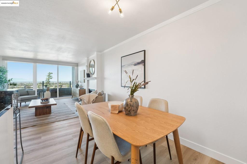 ROCKRIDGE - Residential