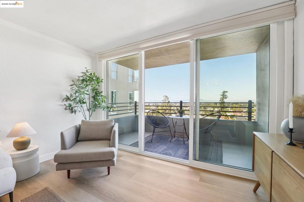 ROCKRIDGE - Residential