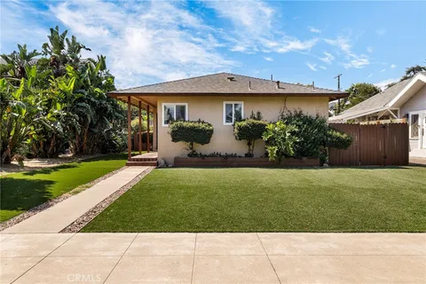 576 E Columbia Avenue, Pomona, CA 91767 - MLS#: PF25178283