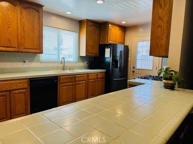 Cypress, California 90630, United States, 3 Bedrooms Bedrooms, ,2 BathroomsBathrooms,Residential,Active,191486