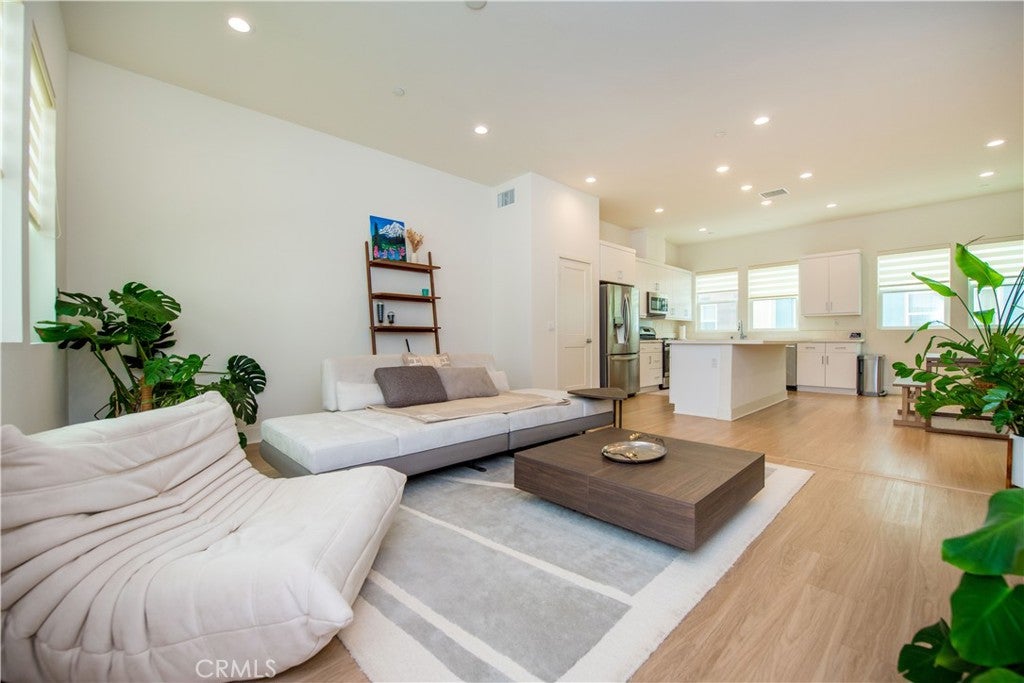 923 E Mason Lane 34